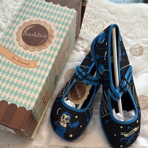 Blue and Black Flats with Decorative Embellishments